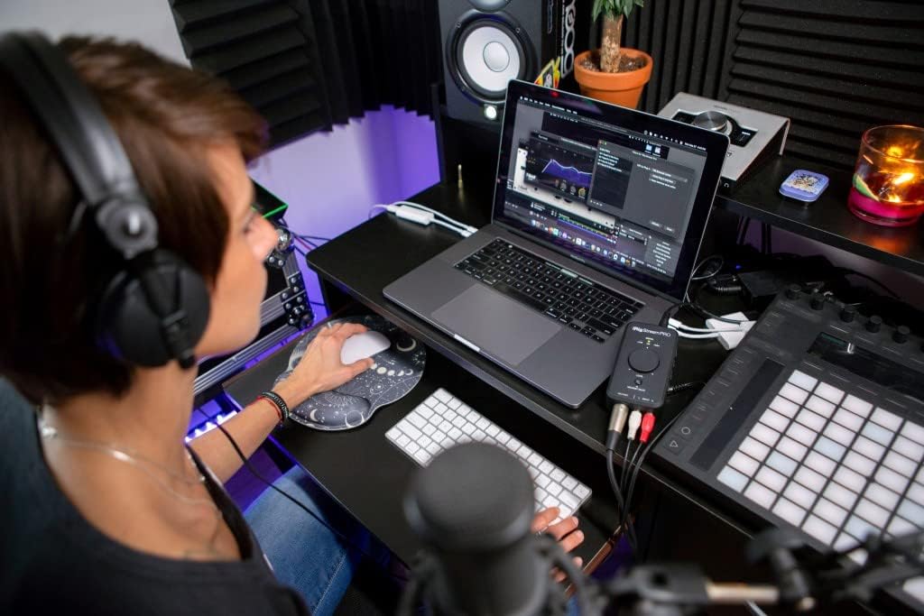 Streaming Audio Interface with In-Line Multi-Input Mixer D144403