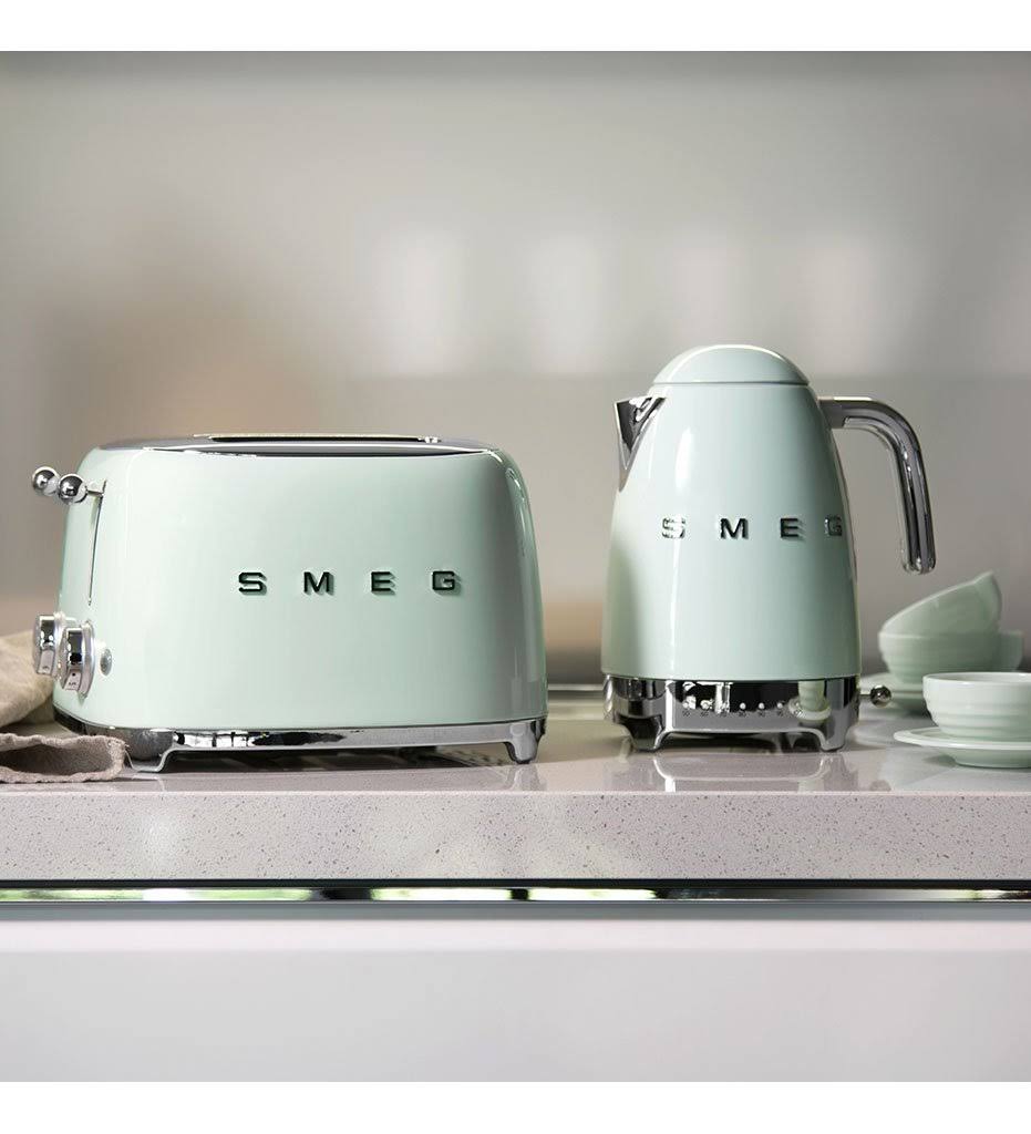 Pink 4x4 Slot Toaster U8576