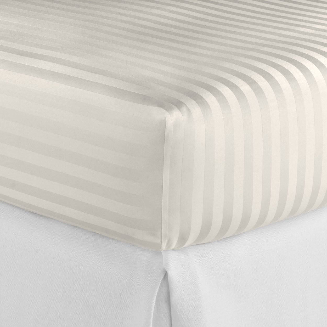 Ivory Queen Fitted Sheet N588