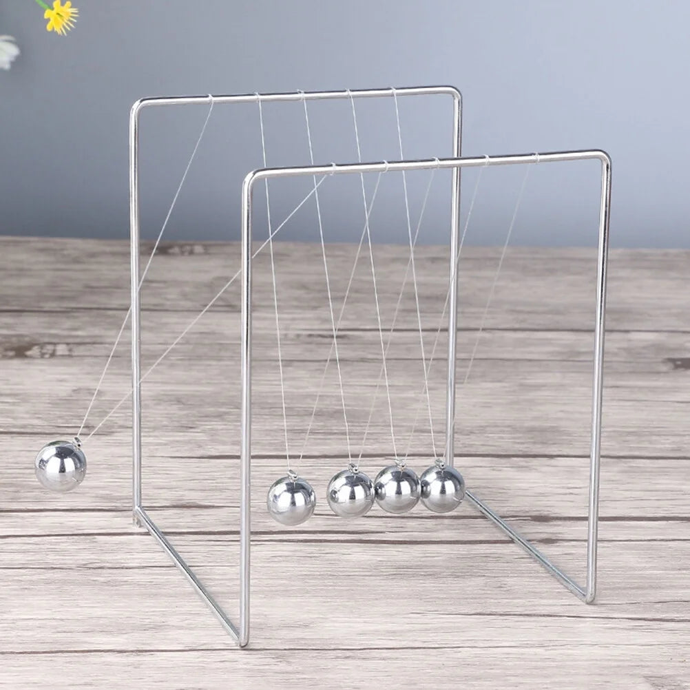 Newton's Cradle Desk Toy V9164