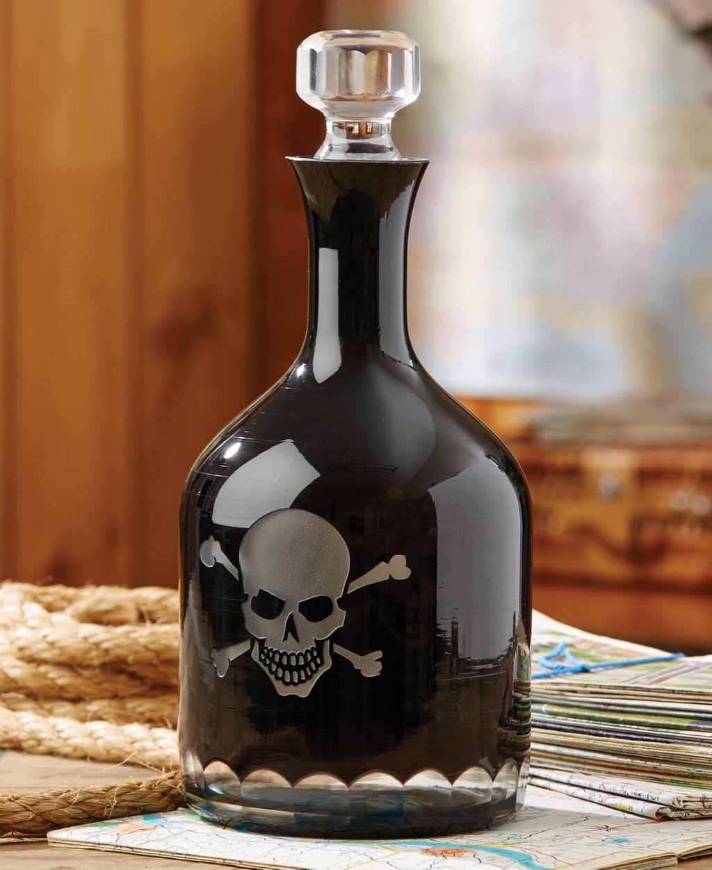 Skull and Crossbones Decanter Y11400