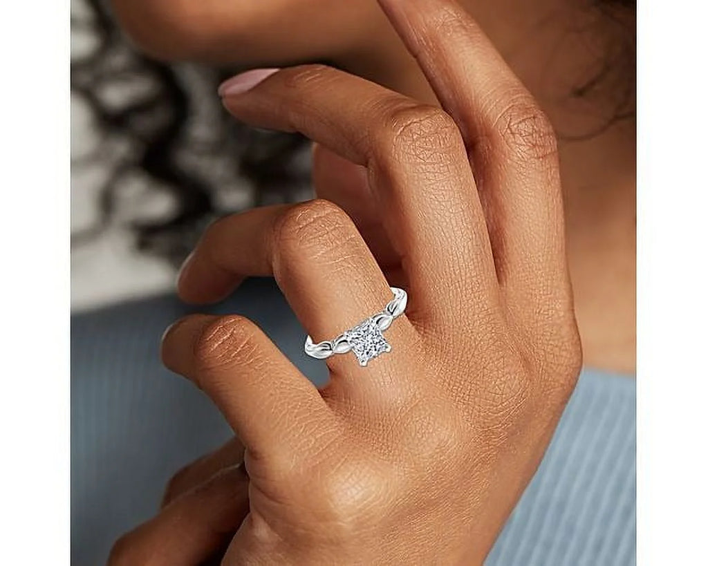 14K White Gold Solitaire Wedding Ring M994