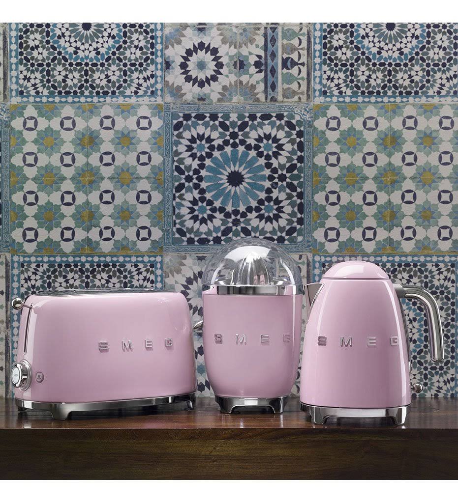 Pink 4x4 Slot Toaster U8576