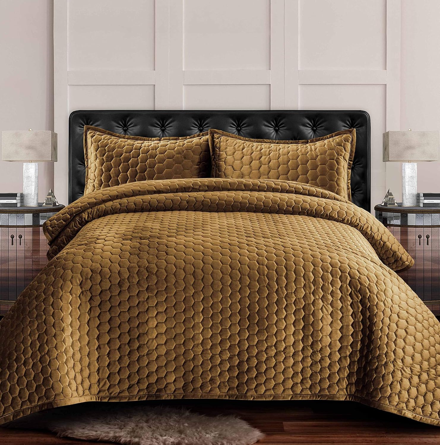 Velvet Oversized Quilt Set, Queen, Camel J195638