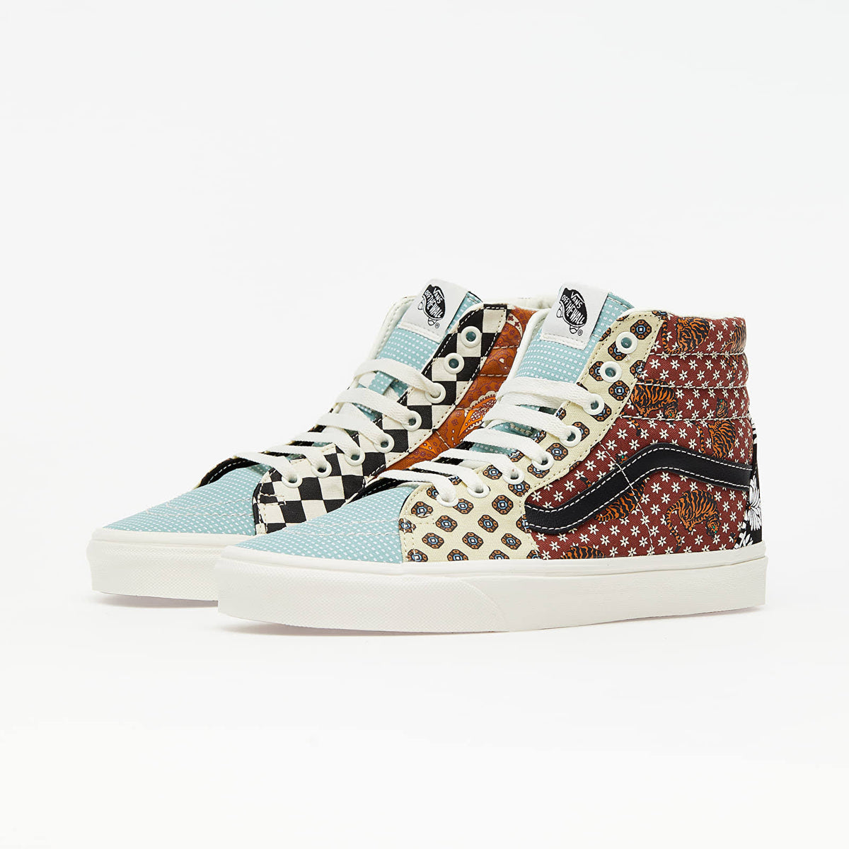 Black True White Sk8-Hi Shoes M175