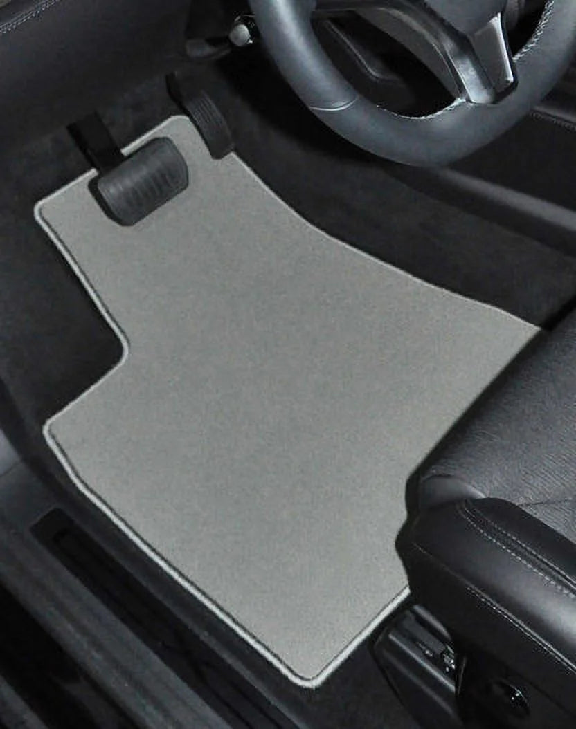Grey Carpet Car Mats / Floor Mats V58824