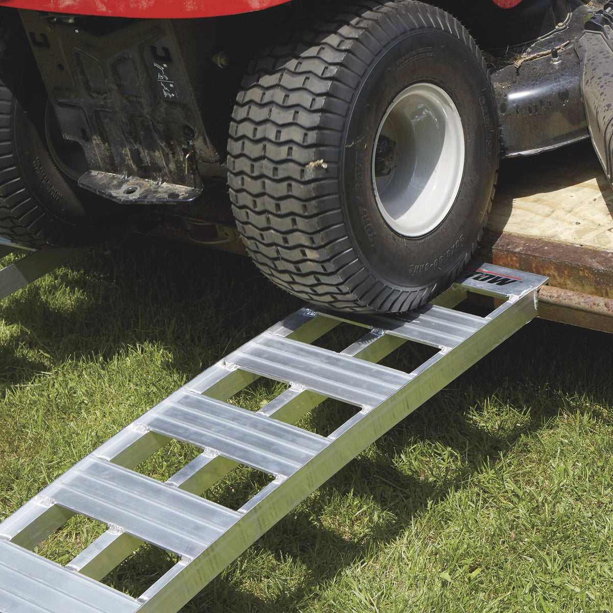 Arched Aluminum Loading Ramp Set, 2500-Lb. Capacity, 5ft.L L541