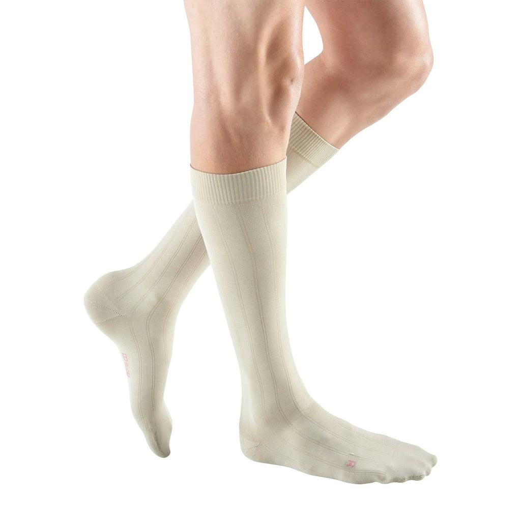 Knee High 20-30 mmHg Extra Wide Calf C781